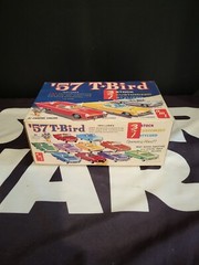 1957 T-Bird Ford Thunderbird 57 Model Kit AMT SMP 3 in 1 1/25 MIB NEW Unbuilt