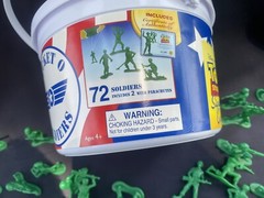 Toy Story Bucket O’ Soldiers 72++! Piece Set Disney Store Exclusive Vintage!!