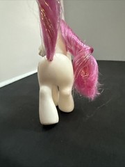 G3 Hasbro My Little Pony STRAWBERRY SWIRL white with strawberries Cut Tail