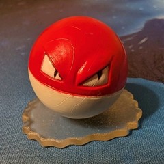 Pokémon Voltorb Plastic Figurine Red White Collectible Toy