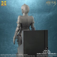 Metropolis Maschinenmensch Maria 1:8 Scale Model Kit Figure X-PLUS Silver Screen