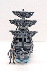 Zizzle Pirates of the Caribbean Black Pearl Micro Ship Set & Jack Sparrow