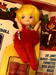 VINTAGE REMCO 1969 BETTY BALLERINA FINGER DING DOLL ACTION FIGURE ORIGINAL BOX