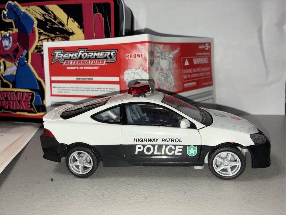 Transformers Alternators PROWL Acura RSX Police Car Autobot COMPLETE Adult Owned