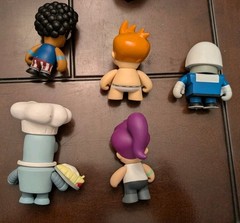Lot of 5 KIDROBOT X FUTURAMA – Good News Everyone – Series 3 Bender, Fry, Leela+