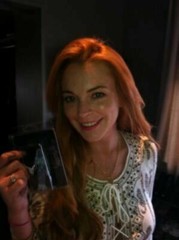 SDCC GEEKROOM Machete’s Apirl Num With A Gun Figure Linsay Lohan Signature