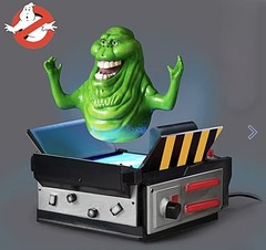 Floating Slimer With Ghost trap From Bradford Exchange Ghostbusters Collectable
