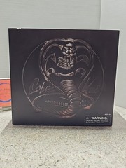 Diamond Select Toys Cobra Kai Deluxe 3 Action Figure Set SDCC Excl. 2021 1/4000