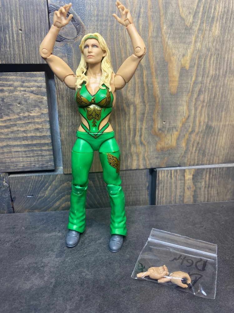 Beth Phoenix WWE Elite Decade of Domination w/ Extra Hands 2020