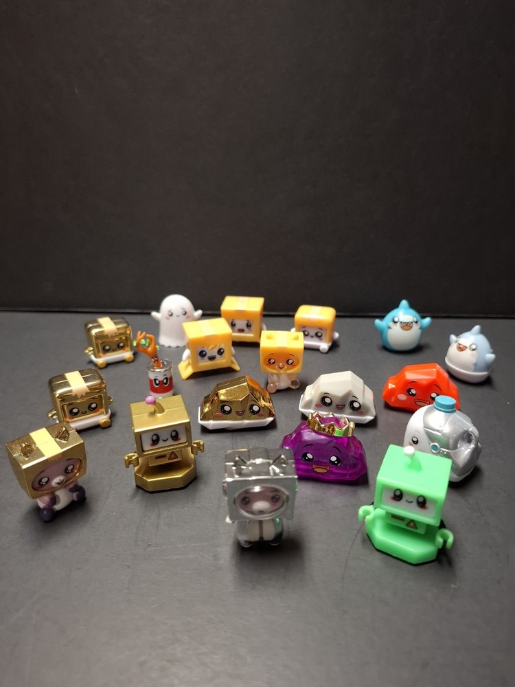 Lot of 19 LANKYBOX Micro Mini Figure Ultra Rare Exclusive Astro Foxy Golden