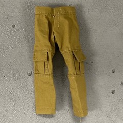 SU-CG-KAH: Khaki Cargo Pants for Vtoys Mezco ML 6″ muscular Male Body