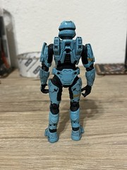 McFarlane Toys Halo 3 Series 5 SPARTAN SOLDIER SCOUT Cyan 2009