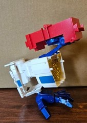 X-Transbots Master X MX-31G2 Paragon (G2 First Aid)