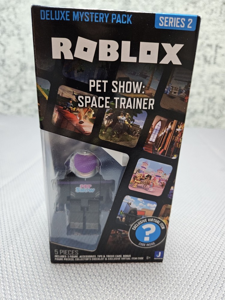 Roblox Deluxe Mystery Pk Series 2 Pet Show: Space Trainer 3″ Figure w/ Code New