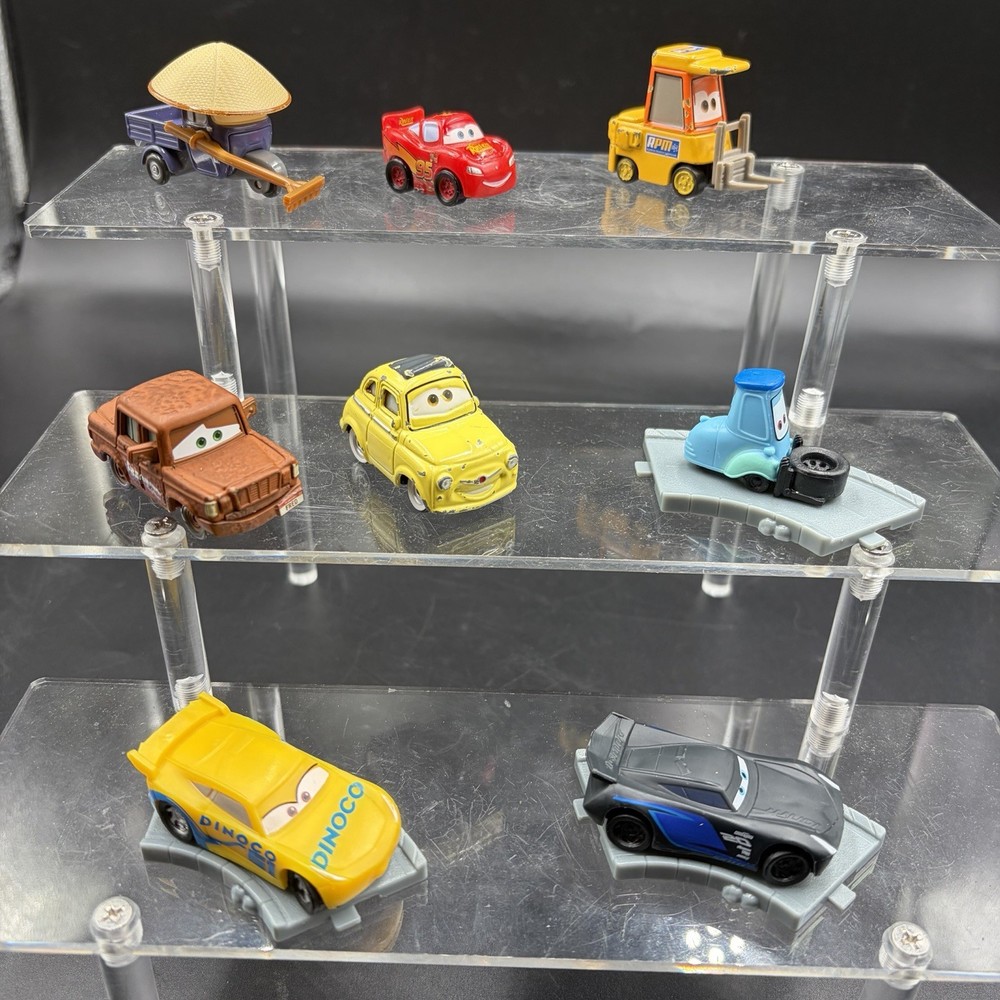 Disney Pixar Cars Plastic & Mini Die cast Mater Luigi Lightning McQueen 8 Piece