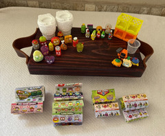 GROSSERY GANG Lot of 33 Figures, Crates, Toilets, Lists – Most Series 1 and 2