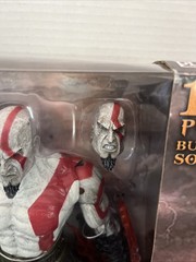 NECA GOD OF WAR 2 II KRATOS 12″ inch w/ MEDUSA HEAD NEW RARE