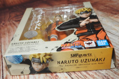 S.H. FIGUARTS Naruto Uzumaki The Jinchuriki Entrusted With Hope Open Box
