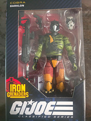Hasbro G.I. Joe Classified Series Cobra Darklon Action Figure w/ Gun Sword Head