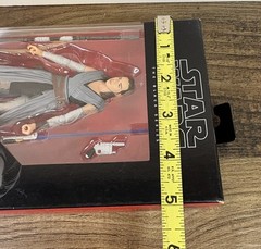 NEW Star Wars The Black Series #44 Rey Jedi Training Hasbro Disney Figure