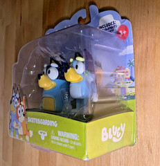 Disney Bluey & Bandit Figurines 2-Pack – Skateboard Adventure🛹Bluey TV Show NEW