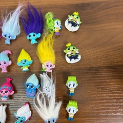 Dreamworks Trolls Figurines Band Together Lot of 80 Must have Collectables 1.5″