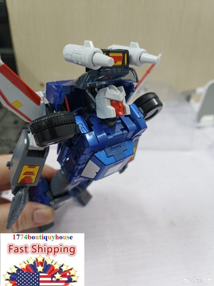 New G1 Autobot Transformation Star Toy ST-02 NOT MP 25 Warrior Tracks 6.3″ USA