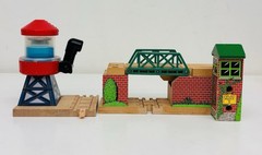 Track and Road Deluxe Set Thomas & Friends Wooden Railway LC99436 READ NOTES