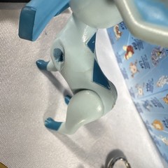 Pokémon Plastic Figure Set Lot w/ Dragonite Lucario Garchomp Eevee Charmander