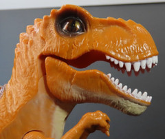 Zuru Robo Alive T-Rex 11″x7″ Roaring Walking Battery Powered Dinosaur