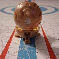 Bakugan Dinosaur Transforming Action Figure Beige Yellow Bakugan Battle Brawlers
