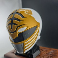 2 Power Rangers Legacy White And Red Ranger Replica Helmet Mini 1:4 Scale used