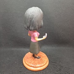 THE OFFICE KELLY KAPOOR NBC UNIVERSAL LIMITED EDITION RESIN BOBBLE HEAD