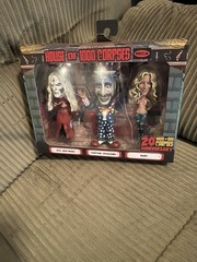 NECA HOUSE OF 1000 CORPSES 20TH ANNIVERSARY BIG HEAD 3 PACK OTIS SPAULDING BABY