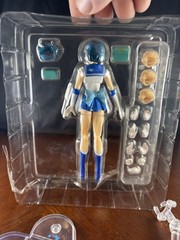 Bandai Tamashii Sailor Moon SH Figuarts Sailor Mercury Animation Color Edition