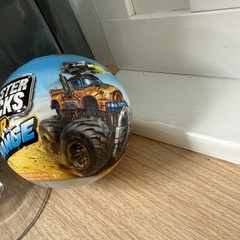 Surprise 5 Monster Trucks Color Change Mystery Capsules Kids Toy ZURU Brand New