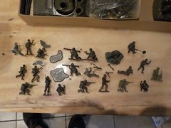 Revell 1956 Army Combat Team Gift Set-mostly complete w bonus stuff!!