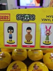 Lot of 10 Bob’s Burgers Mystery Vinyl Figure Ages 6+ Culturefly NEW SEALED 2025