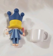 One Day of Molly Series Morning Brushing Teeth Popmart