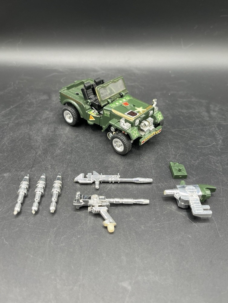 Vintage 1984 Transformers G1 Hound Takara Jeep Original w/ Weapons Missing Tire