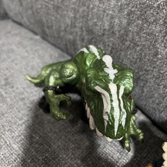 Mattel 1996 T-Bone GREEN T-Rex TRIBAL and SPIKE TRICERATOPS Extreme Dinosaurs