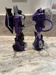 Shockwave Dramatic Capture Series Nemesis Bridge And Earthrise Skywarp