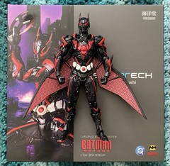 Kaiyodo Revoltech Amazing Yamaguchi Batman Beyond 1/12 Action Figure Mezco Mafex