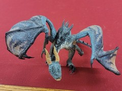 McFarlane’s Dragons Series 1 Komodo Clan Dragon Quest for the Lost King No Base!