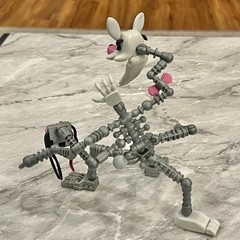 Jazwares Five Nights at Freddy’s FNAF Endo Series Mangle – Complete