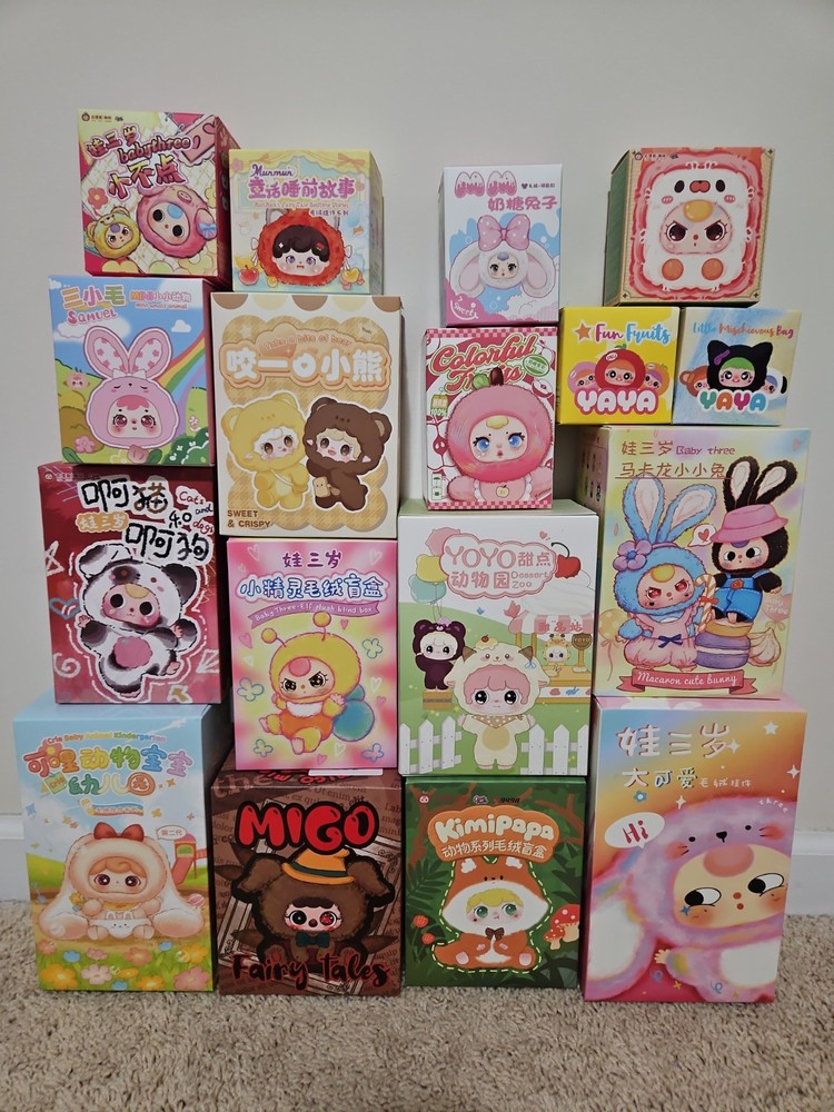 Lot Bundle Of 17 Blind Boxes Set Figurines Vinyl Plush. Authentic No Duplicates.