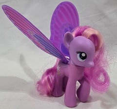 My Little Pony GLIMMER WINGS DAISY DREAMS Figure brushable 3″ G4 pony wedding