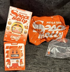 Authentic Pop Mart Mega 100% Space Molly Emoji Bad Words New
