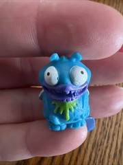 The Trash Pack Series 3 Feral Fly Blue Rare 1″ Collectible Figure Adult Owned