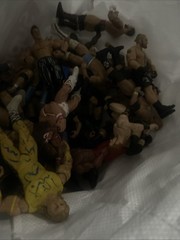 32 Random Wwe Figure Lot